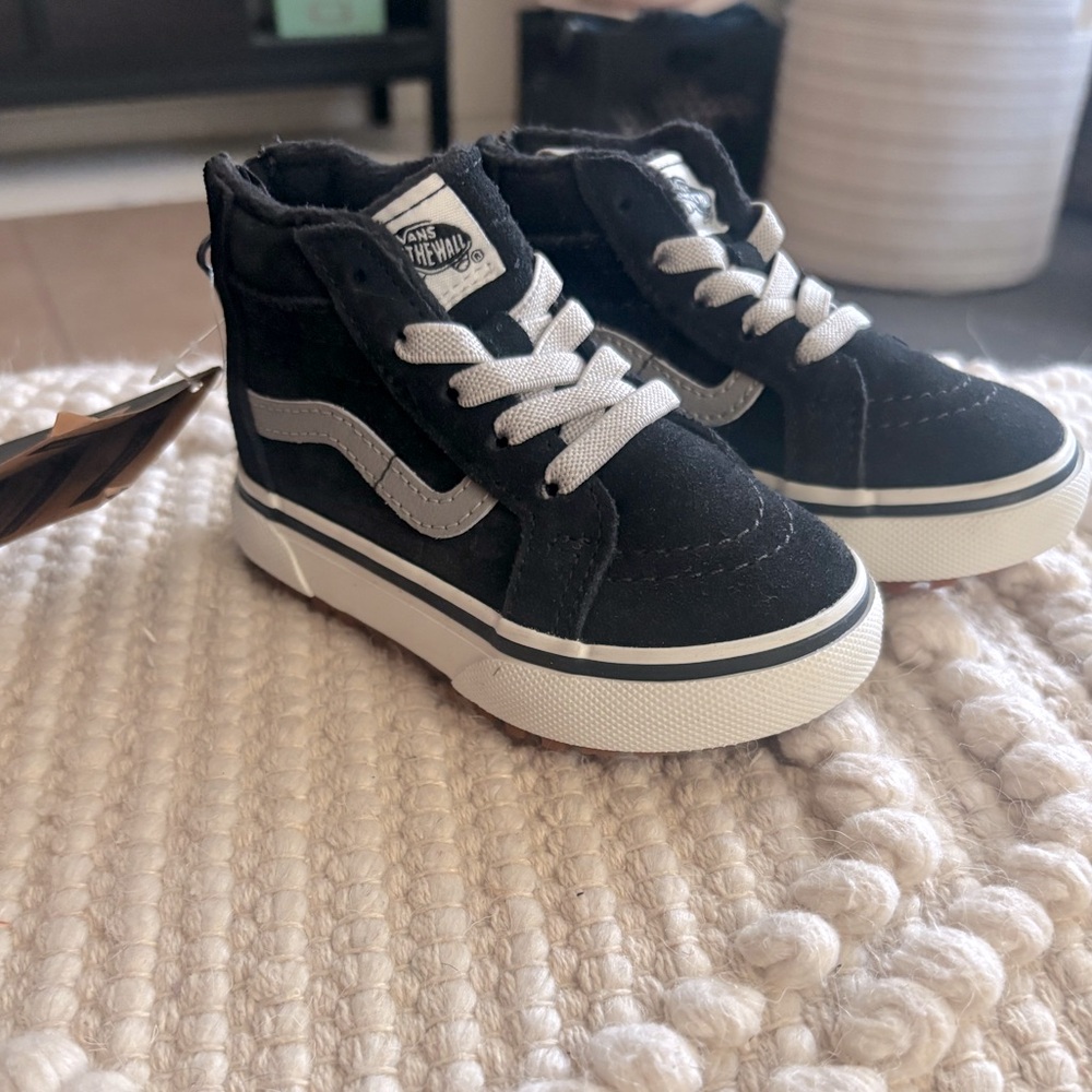 Vans Toddler Black and White High-Top Sneakers NWT